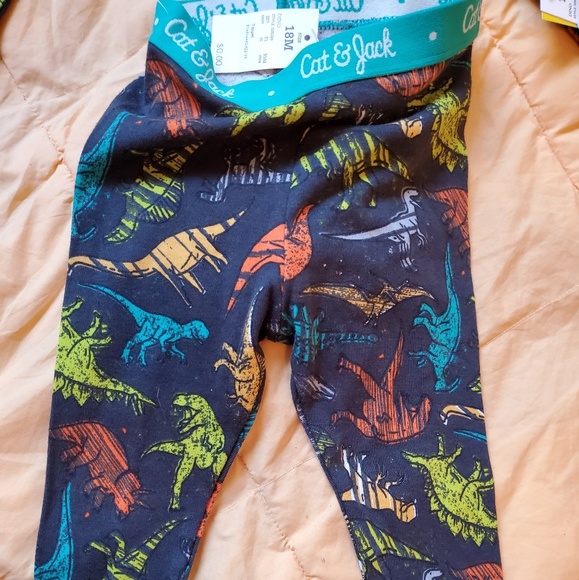 NWT Cat & Jack Dino PJ Set - Picture 3 of 5